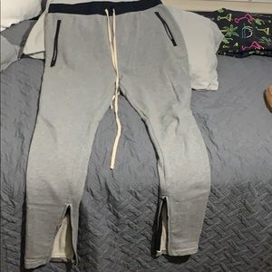FOG essentials joggers size large